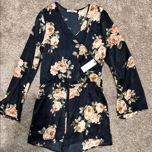 Active USA Women’s Floral Long Sleeve Romper | Black Floral | NWT
